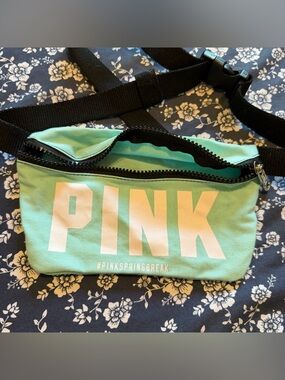 VS Pink Fanny Pack